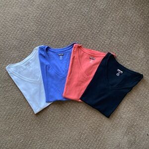 Kirkland V Neck T Shirt- Medium - Set of 4
